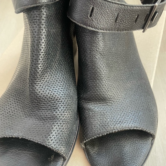 Nicole Tallulah Open Toe Heeled Booties - Picture 10 of 11